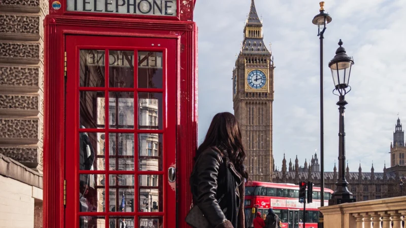 LONDRA: TRA LUOGHI ICONICI E ANGOLI INEDITI